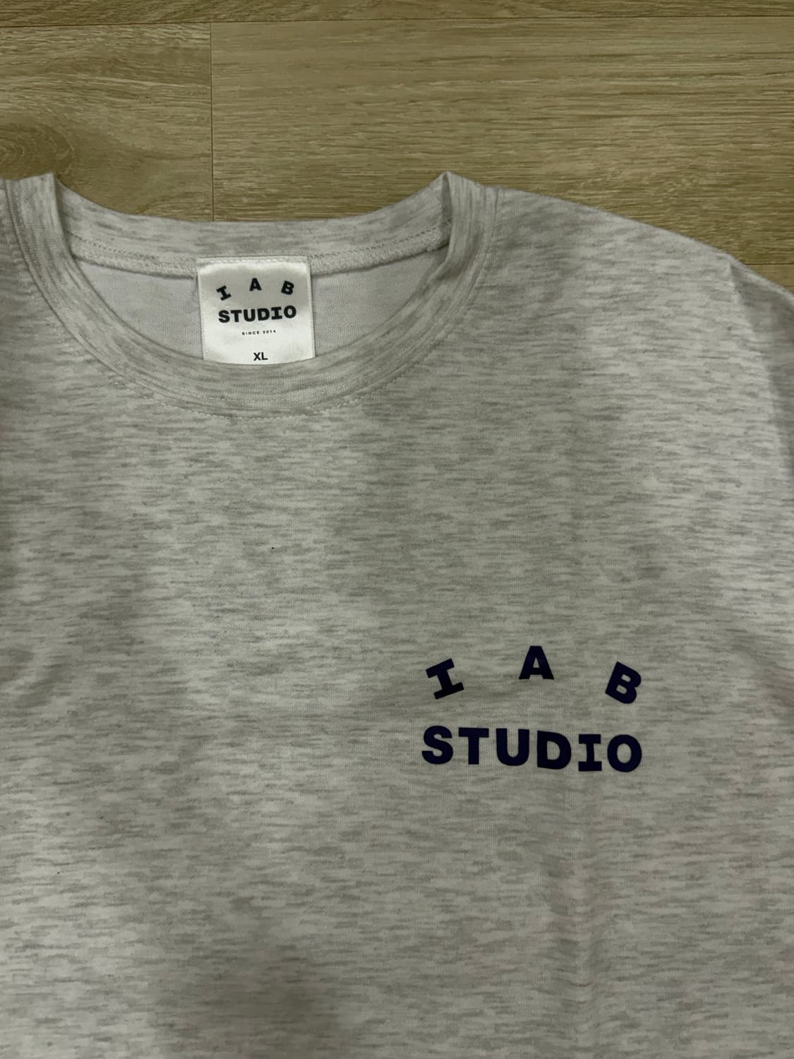 아이앱 스튜디오 롱슬리브 상품이미지2