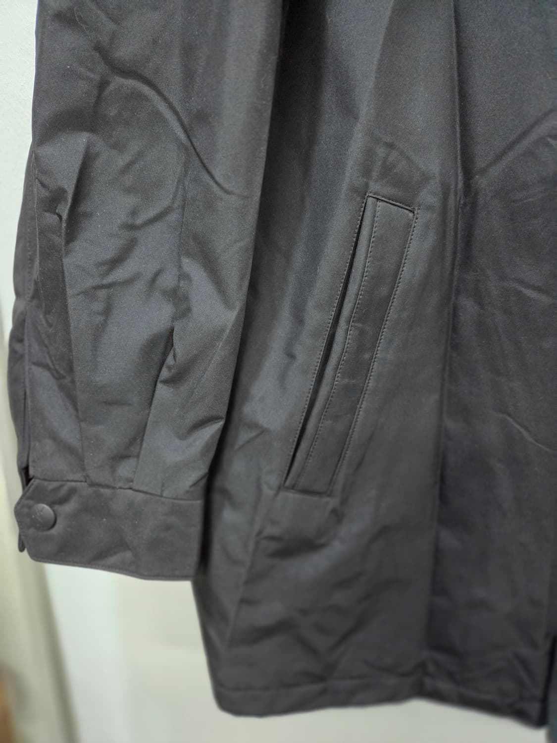 입생로랑 블랙 폴리쉐 하프 다운코트 100 상품이미지3