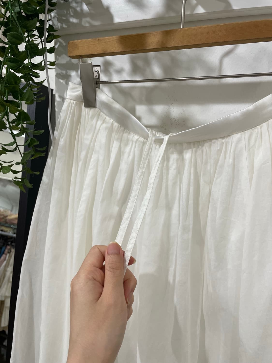 White midi skirt 상품이미지8