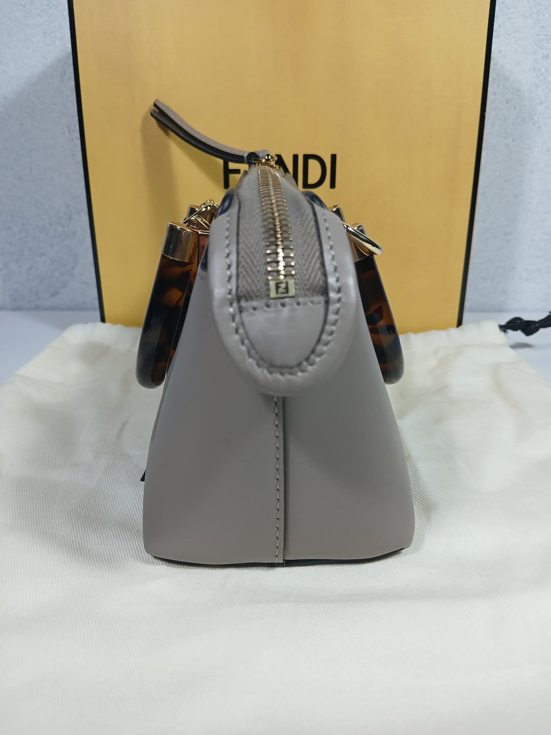 펜디 바이더웨이 토트백 미니 8BS067 상품이미지4