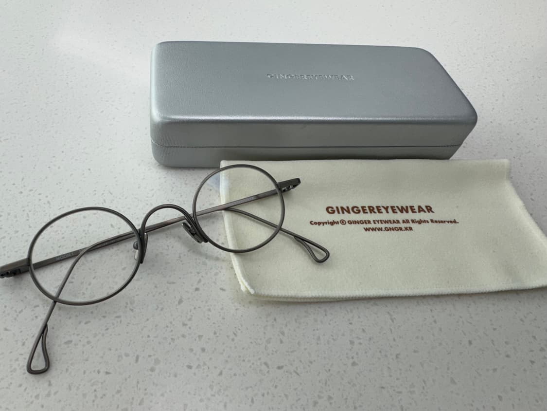 진저아이웨어 워커스 T Moon T 실버색상 판매합니다. 상품이미지1