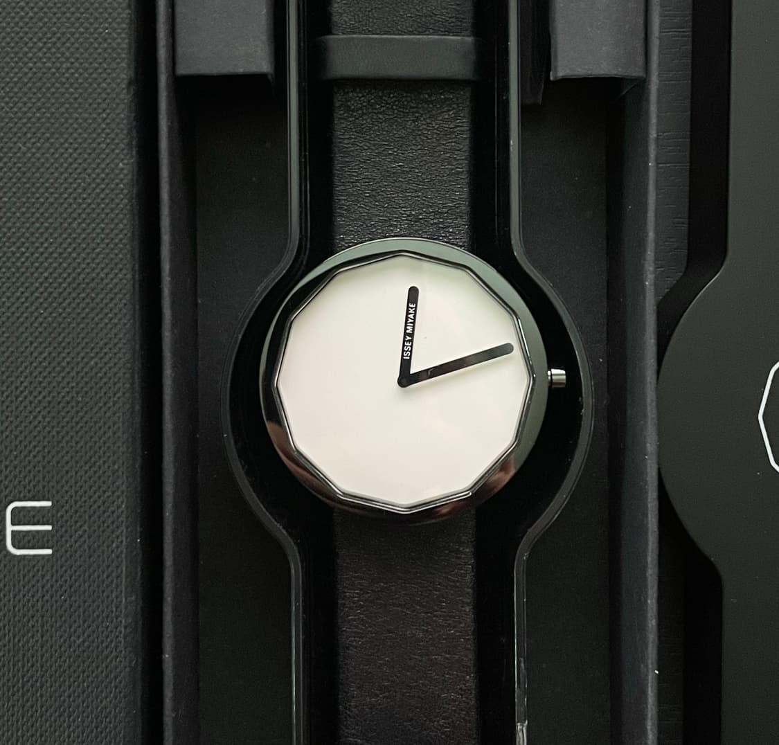 이세이미야케 트웰브 시계 나오토 후카사와 디자인 손목시계 상품이미지1