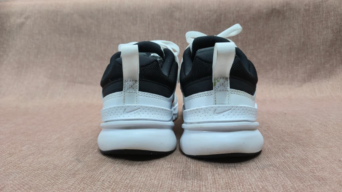 나이키 245mm- 일회착용 디파이 올데이 화이트유니버시티 레드 상품이미지5