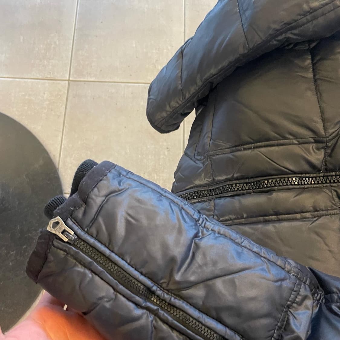 디젤 소가죽 디테일 라이더 덕패딩 상품이미지4