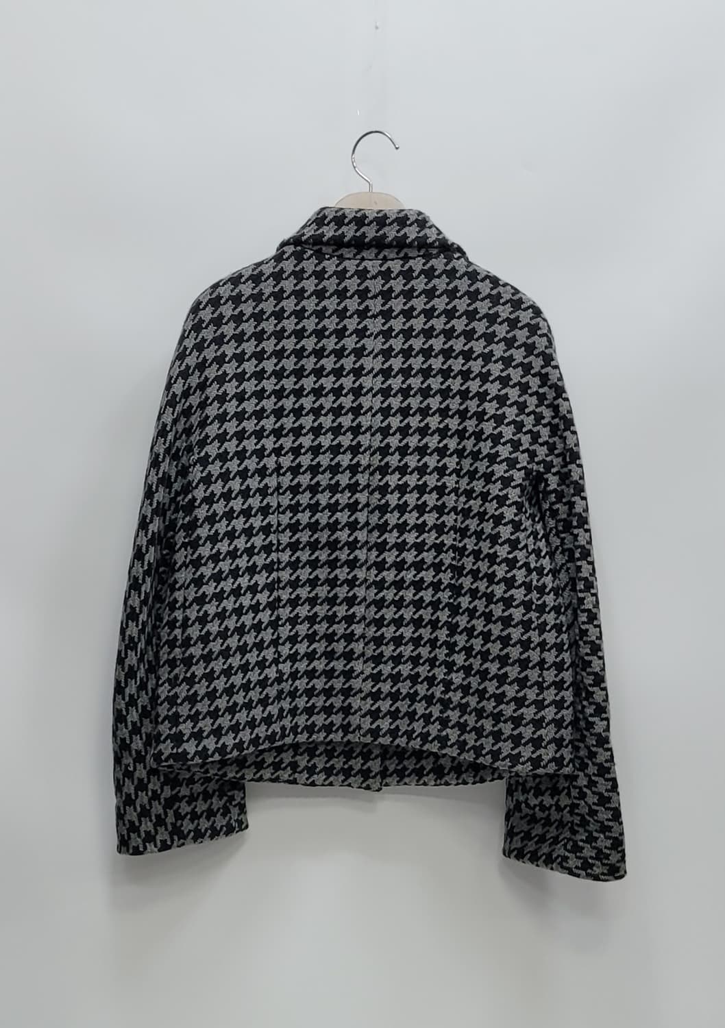 DKNY 하운드투스 패턴 모100% 숏 자켓 / 여 55 (85)
 상품이미지3