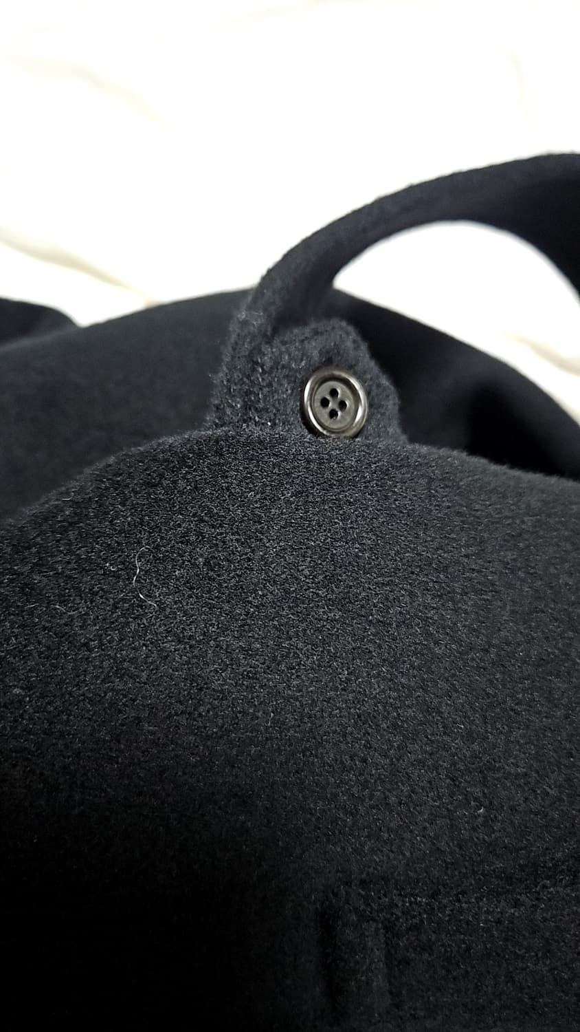 아모멘토 25FW 싱글 브레스티드 코트 블랙 M사이즈 팝니다 상품이미지5