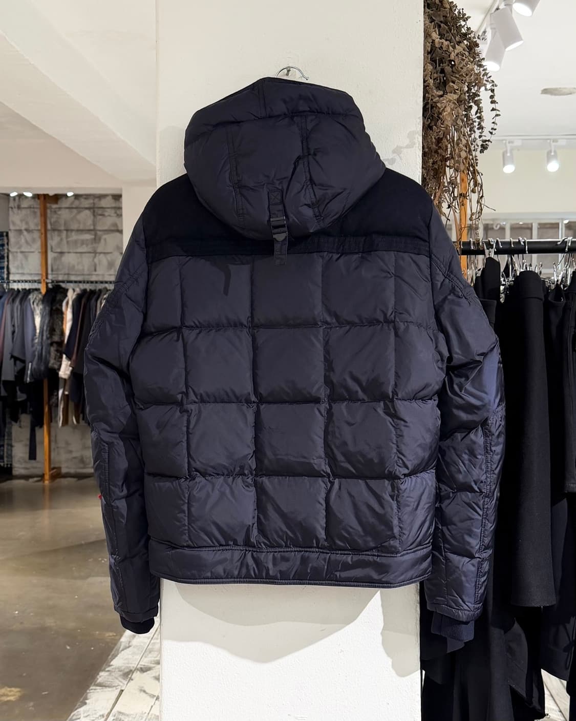 몽클레어 네이비 우먼스 버질 다운 패딩 상품이미지7