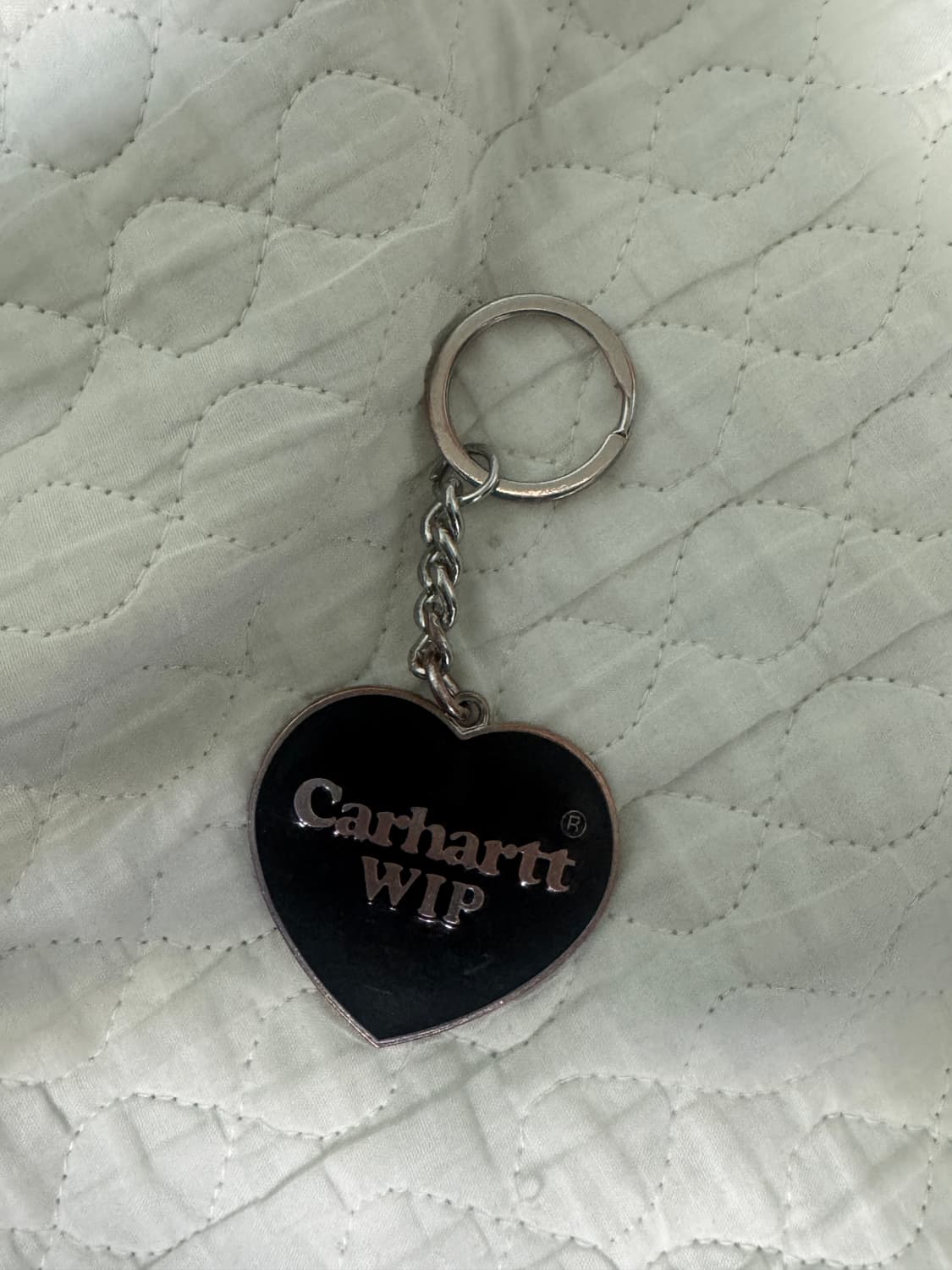 칼하트 하트 키링 블랙 상품이미지2