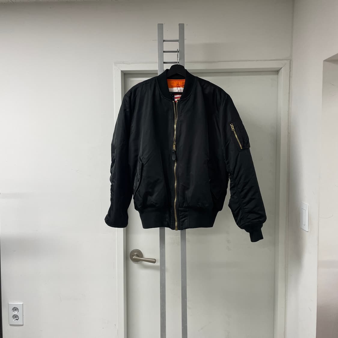 알파인더스트리 ma-1 항공 자켓 블랙 L 상품이미지1