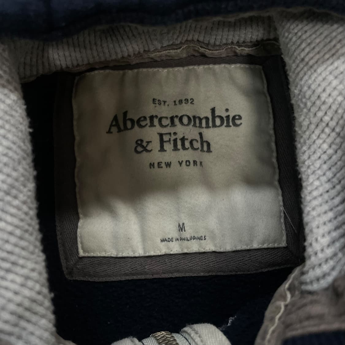 아베크롬비 스펠 로고 후드집업 네이비 상품이미지4