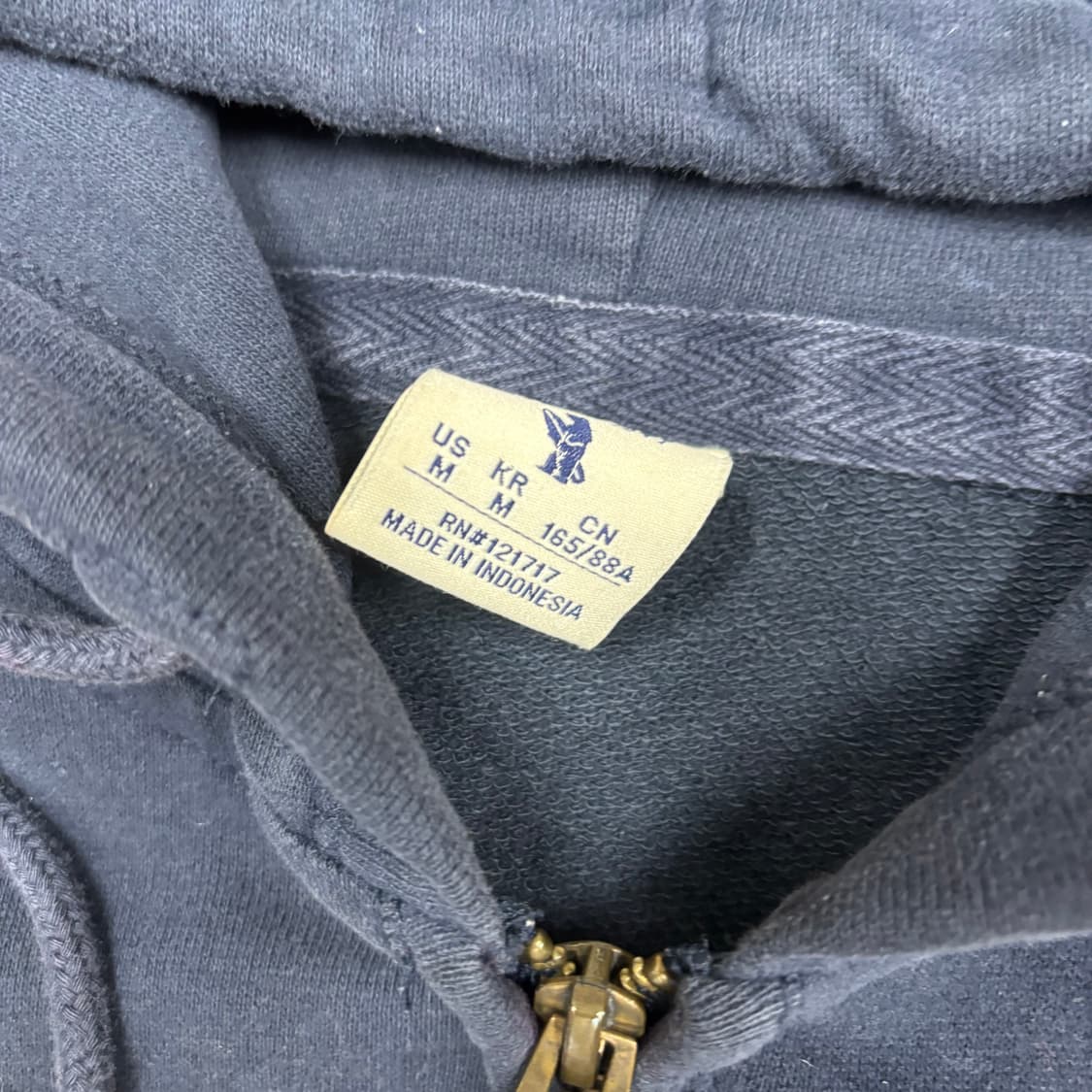 후아유 빅로고 네이비 후드집업 상품이미지3