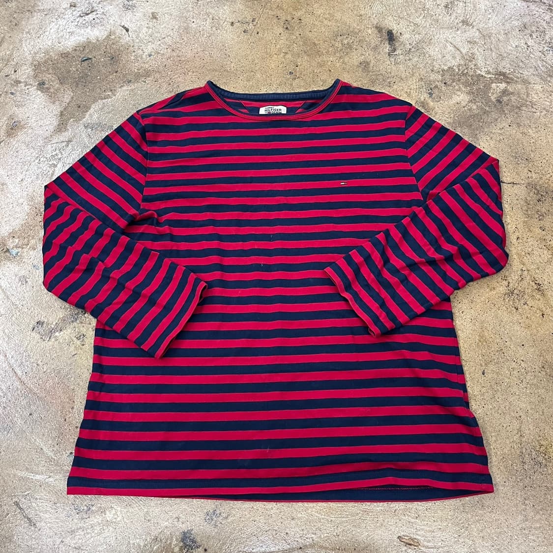 타미힐피거 레드 네이비 스트라이프 긴팔티 상품이미지2