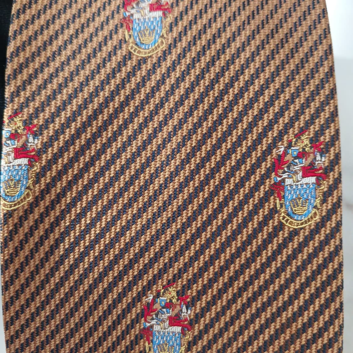 아쿠아스큐텀 실크 하운드투스 엠블럼 넥타이 9.9cm A+등급A18861 상품이미지5