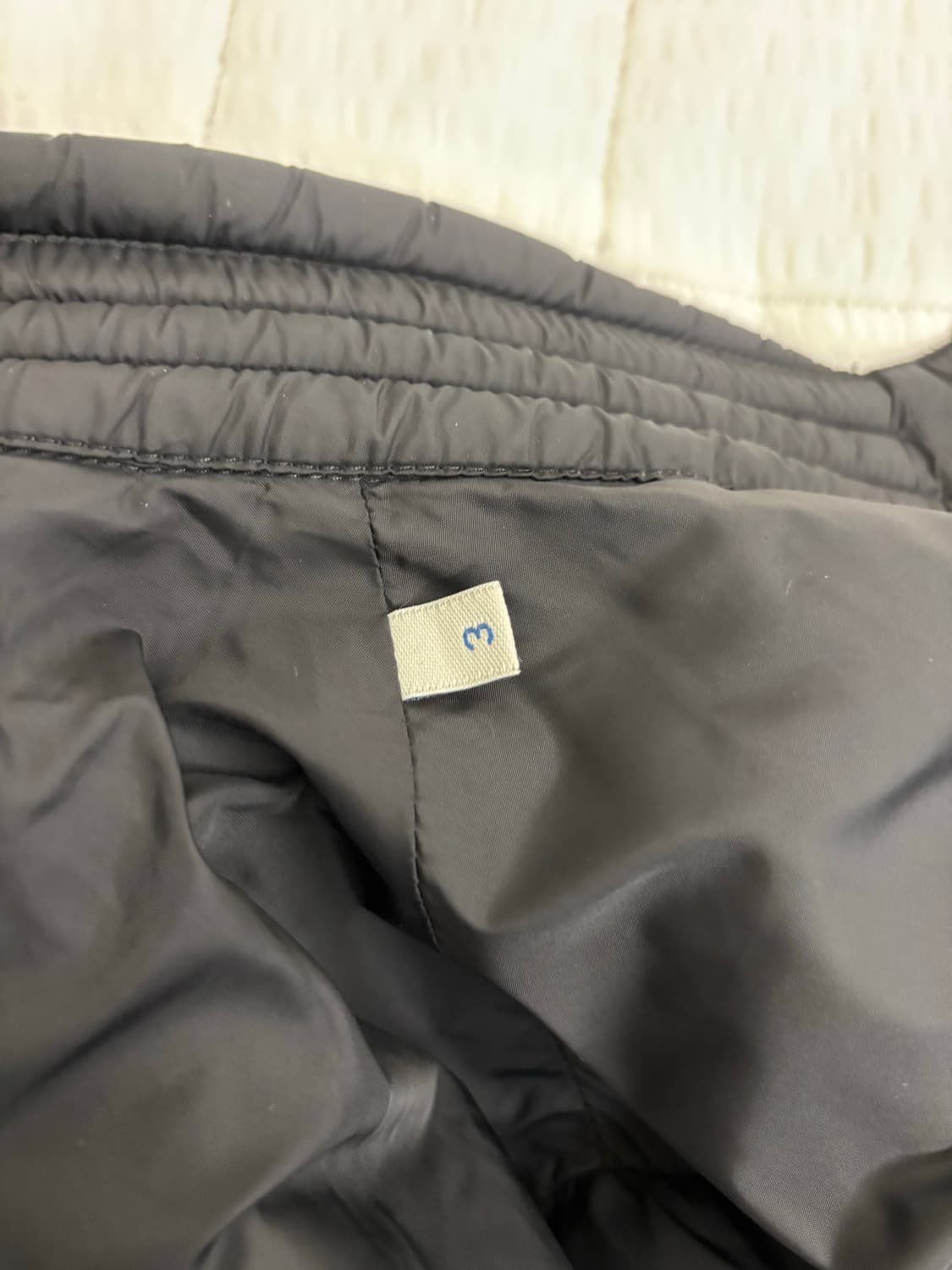 최상급 몽클레어 아미오트 블랙 3사이즈 판매 상품이미지6