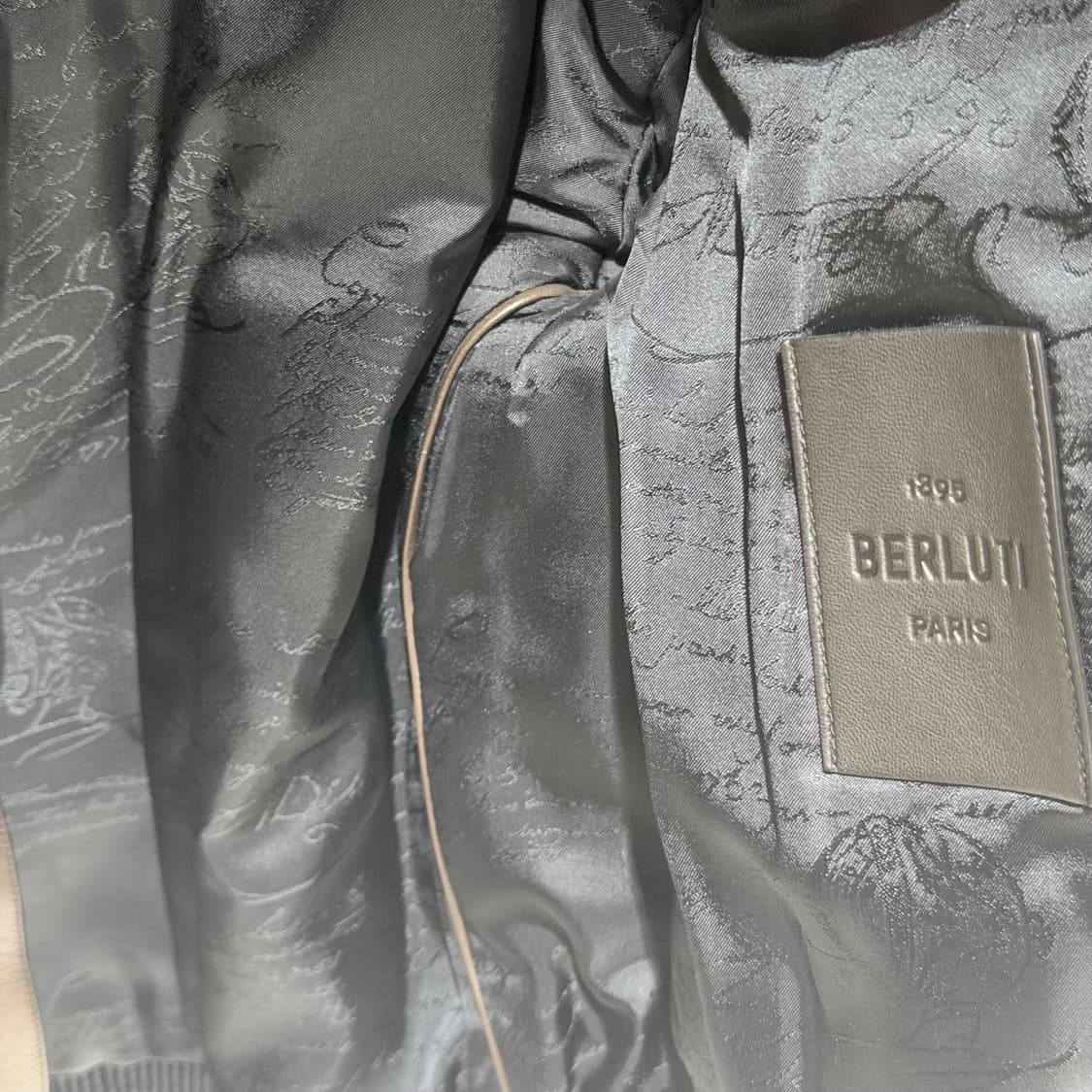 (A+/48) / 벨루티 카프스킨 레더 봄버 자켓 상품이미지4