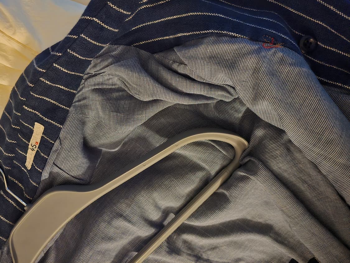 45R 네이비 스트라이프 롱 트렌치 코트3사이즈입니다. 상품이미지8