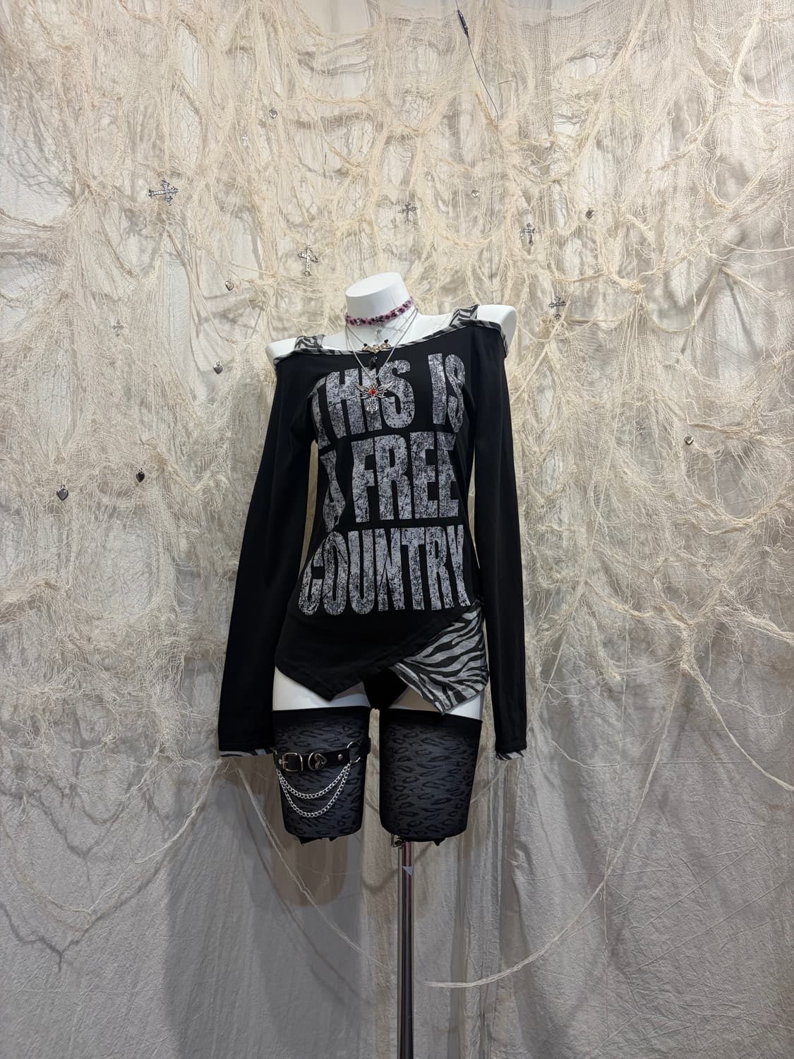 00's zebra diagonal detail off-shoulder  상품이미지3