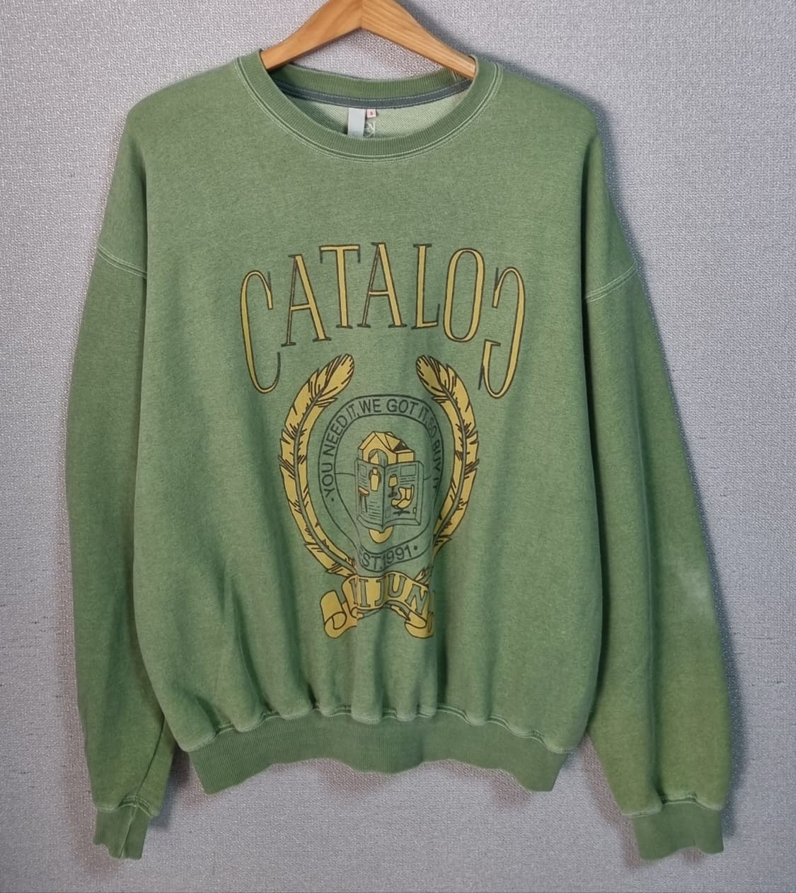 오버핏 S ) Kijun 기준 그린 피그먼트 맨투맨 상품이미지1