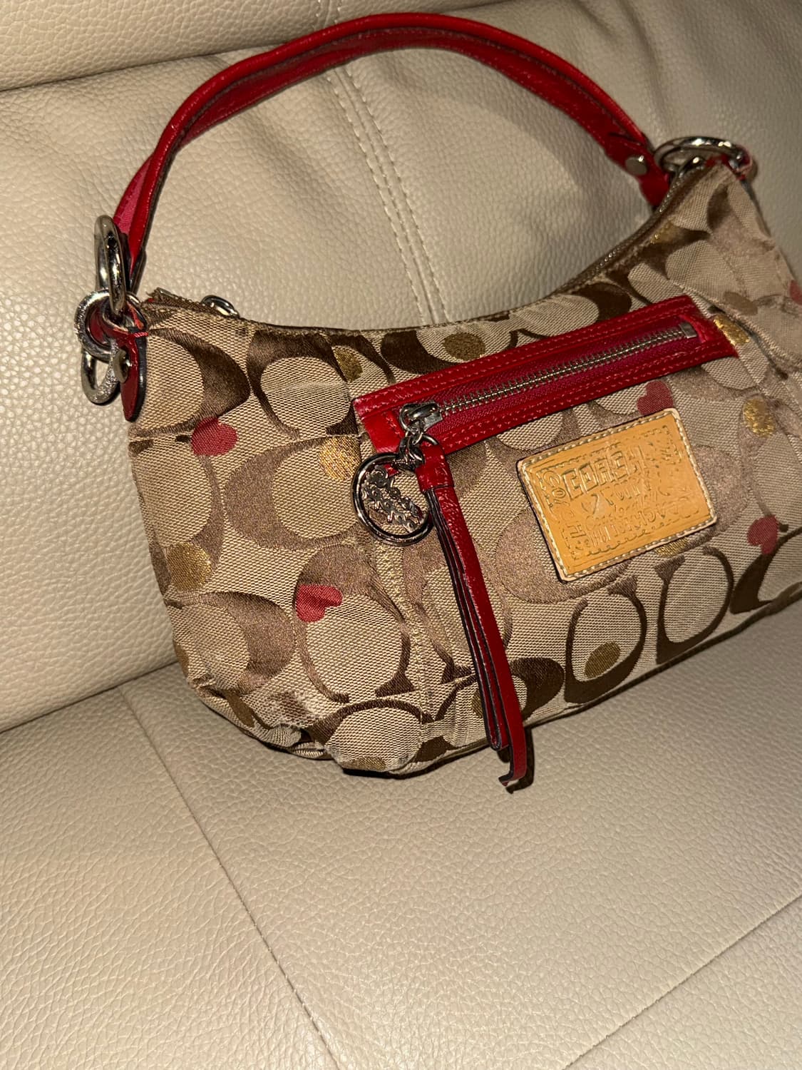 Coach heart pattern 2-way shoulder bag 상품이미지2