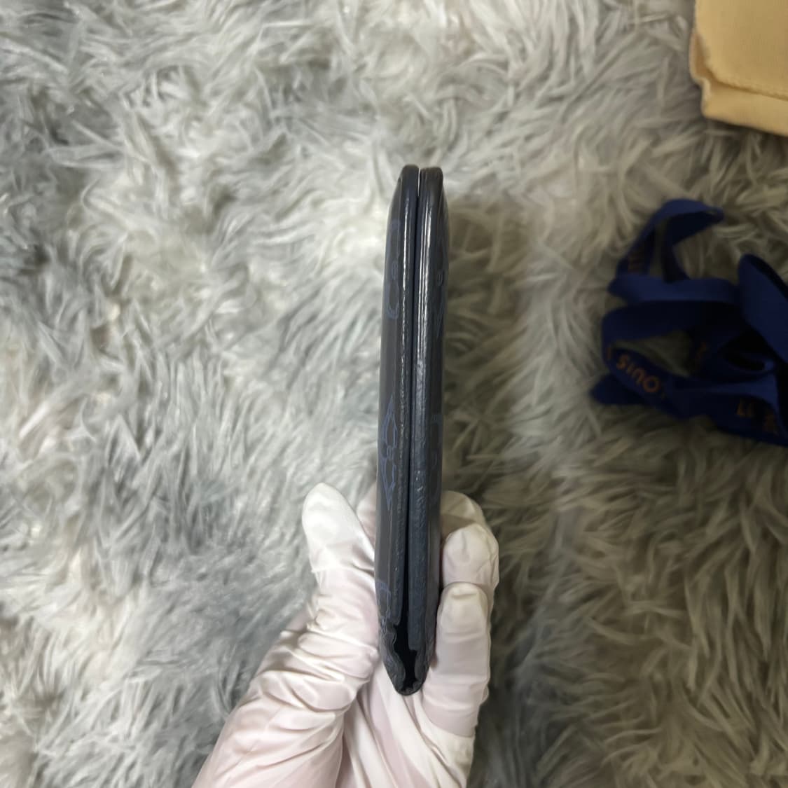 루이비통 이클립스 쉐도우 멀티플 월릿 반지갑 급처 상품이미지5