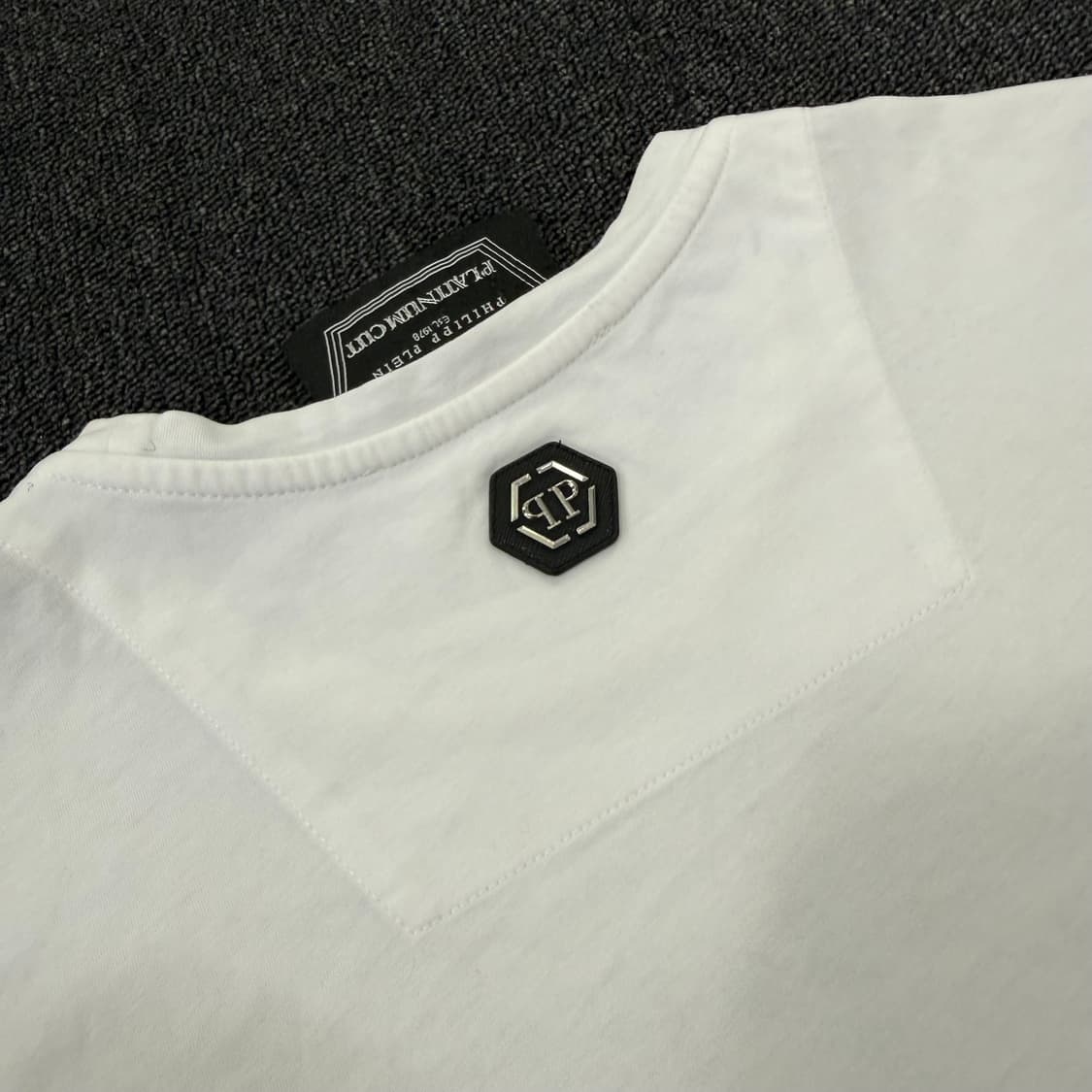 필립 플레인 큐빅 스컬로고 반팔티 상품이미지5