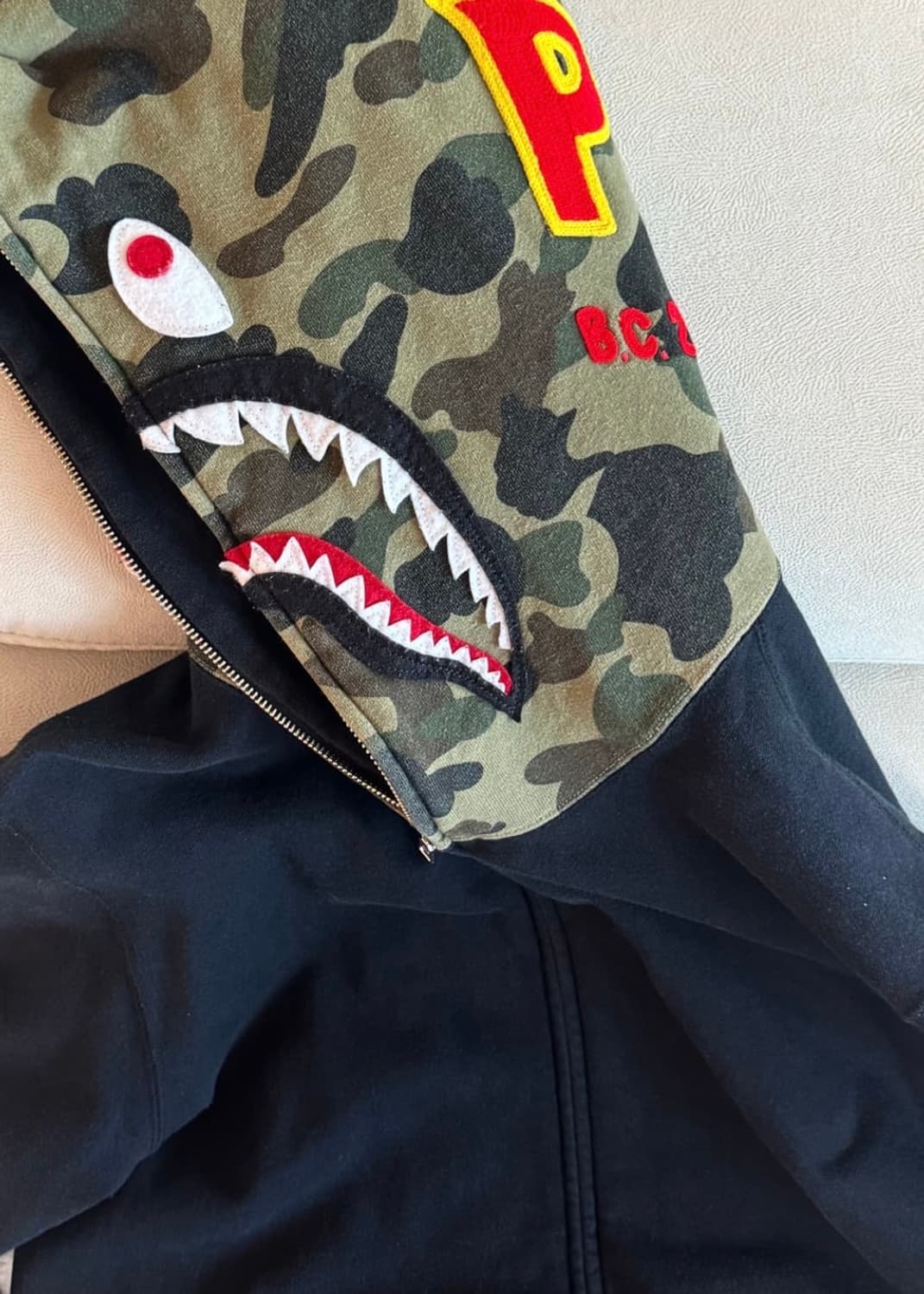 베이프 샤크 후드집업 상품이미지4