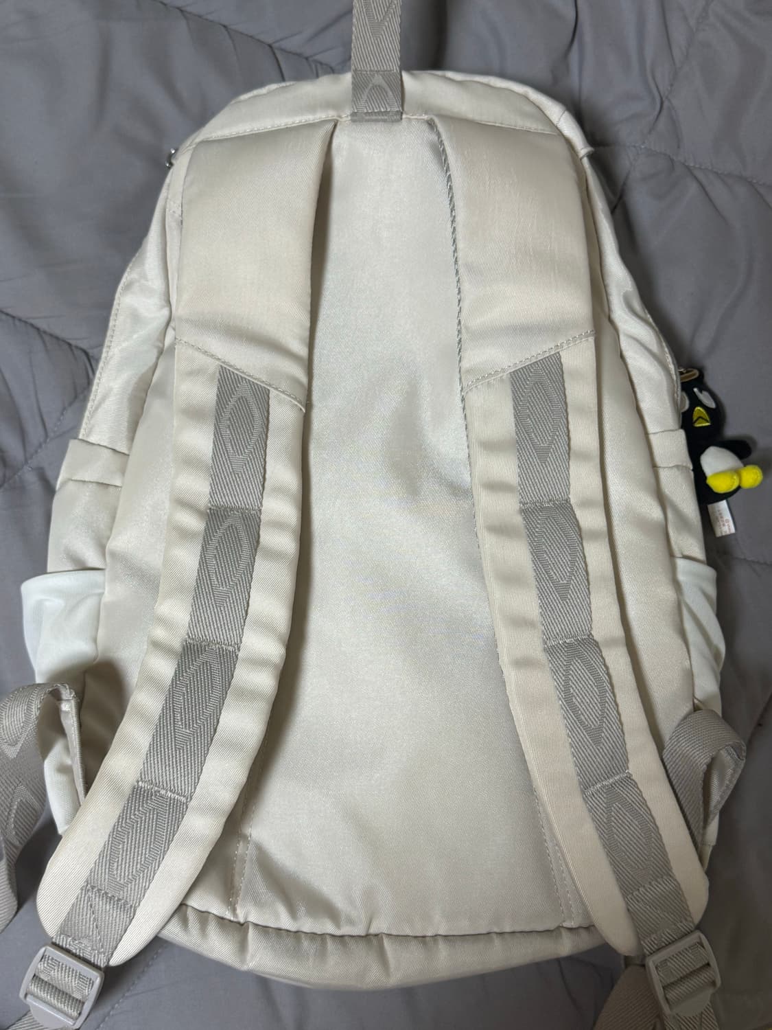 미스치프 버클 플립 백팩 라이트 베이지 상품이미지6