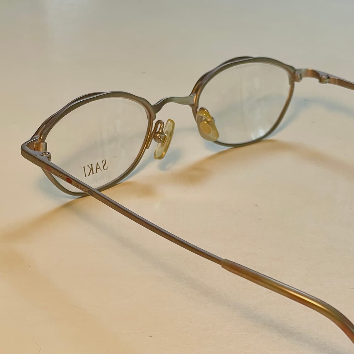 일본의 하우스브랜드 SAKI 사의 빈티지 안경 판매합니다 상품이미지3