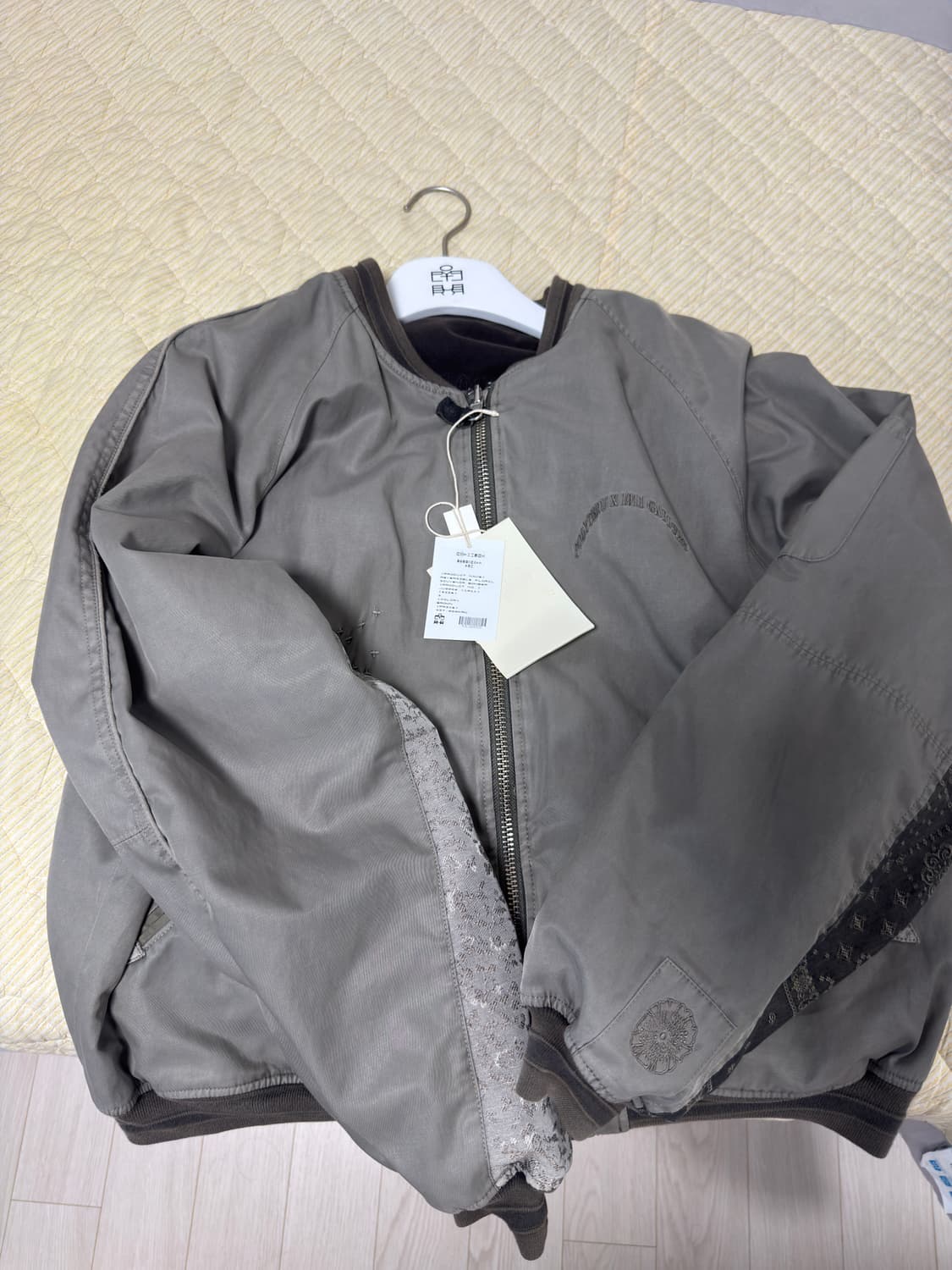 [3] 25fw 폴리테루 플로럴 수베니어 봄버 상품이미지1