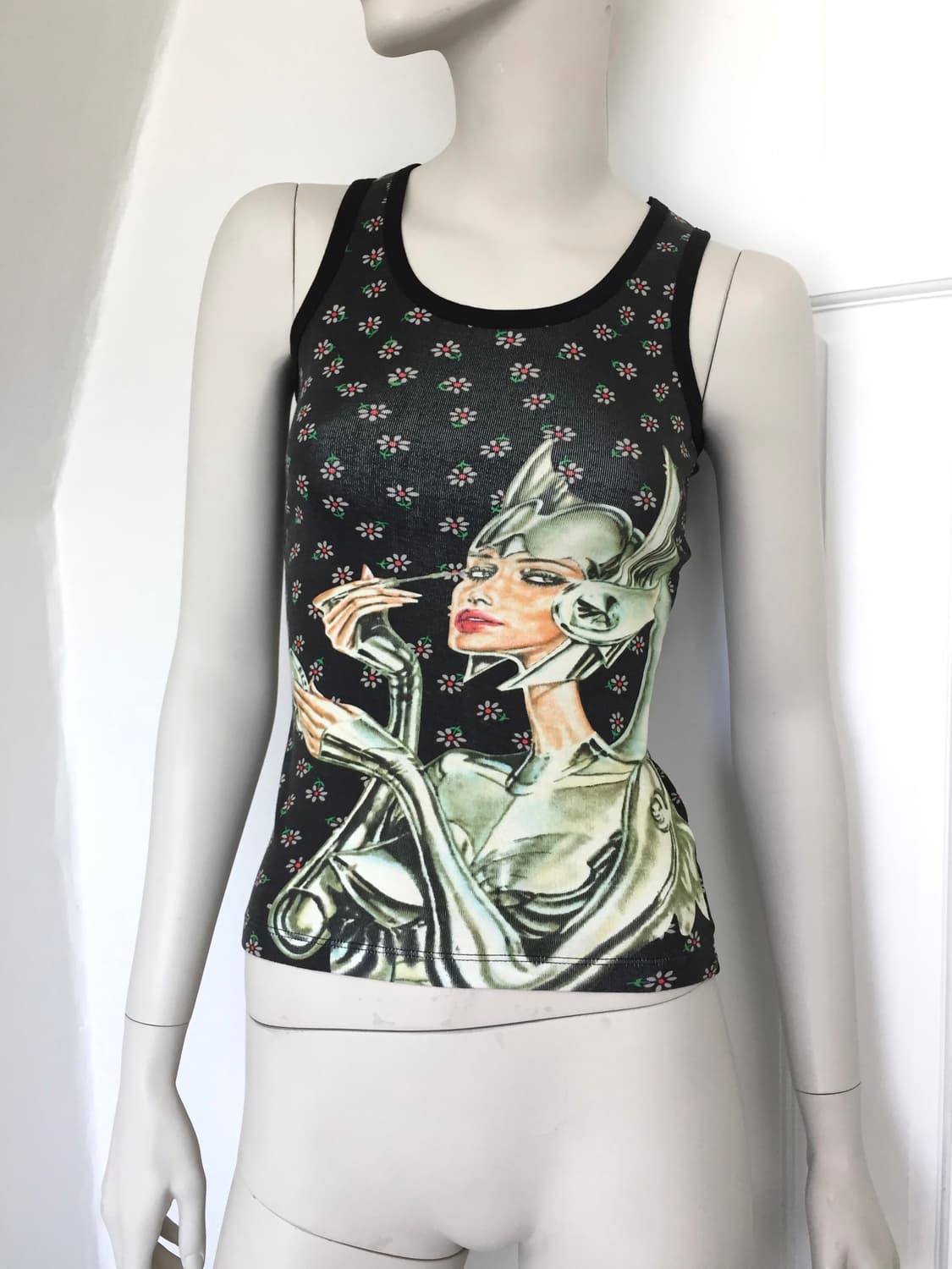 Spain Designer Iconic Sleeveless 상품이미지4