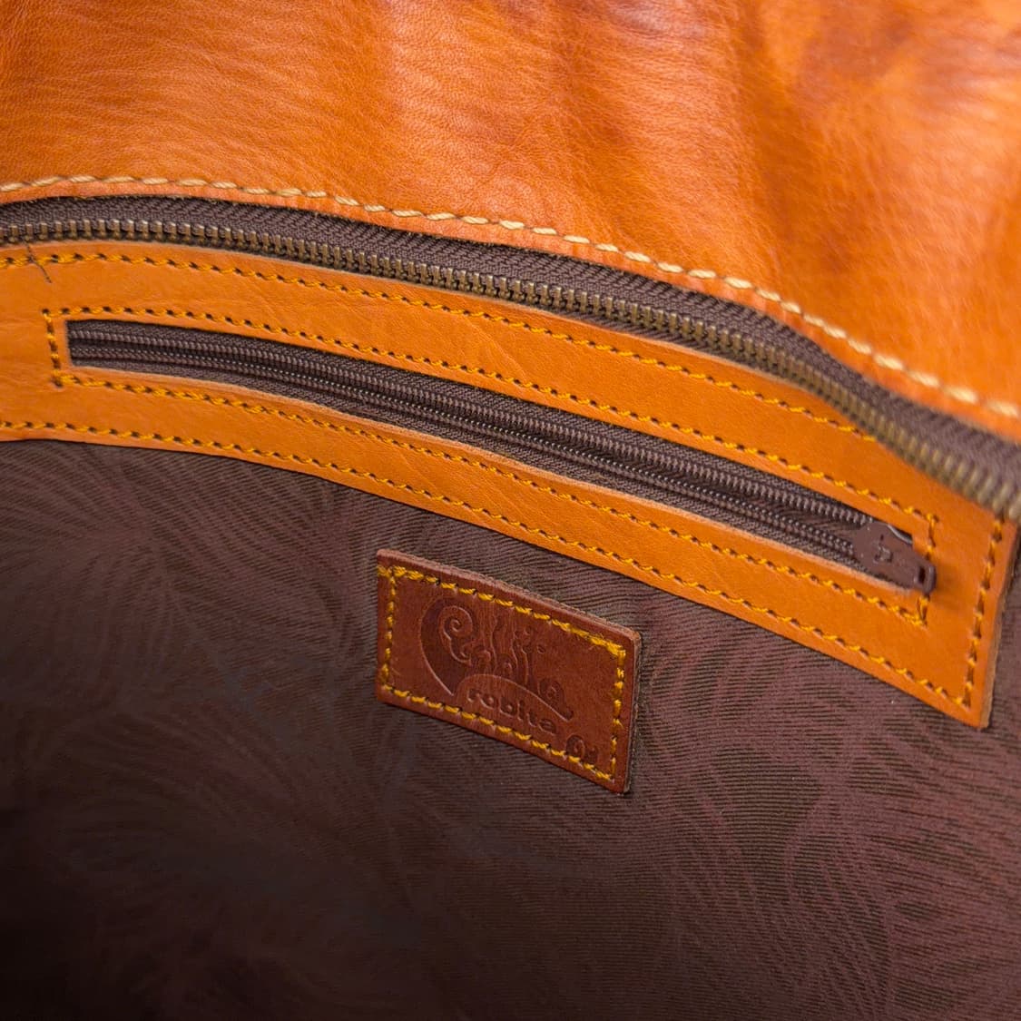 Robita 카우레더 위빙 숄더백 상품이미지7