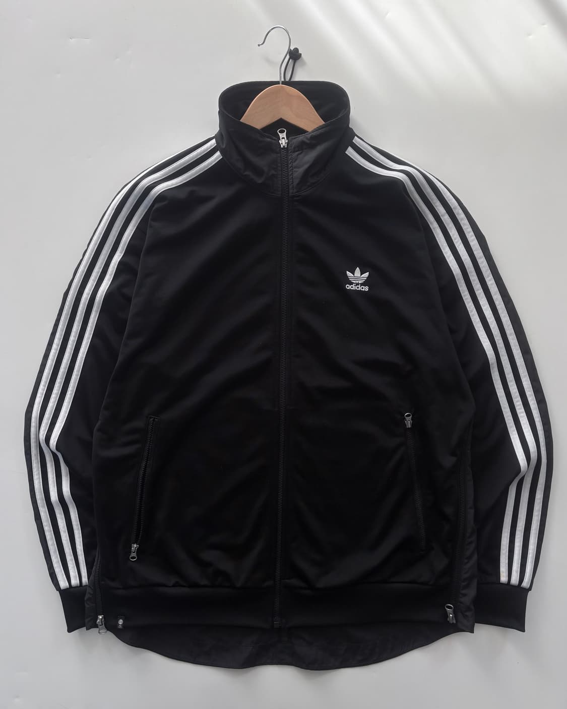 Adidas 아디다스 신형 블랙 사이드지퍼 스토퍼 바람막이 자켓 상품이미지3