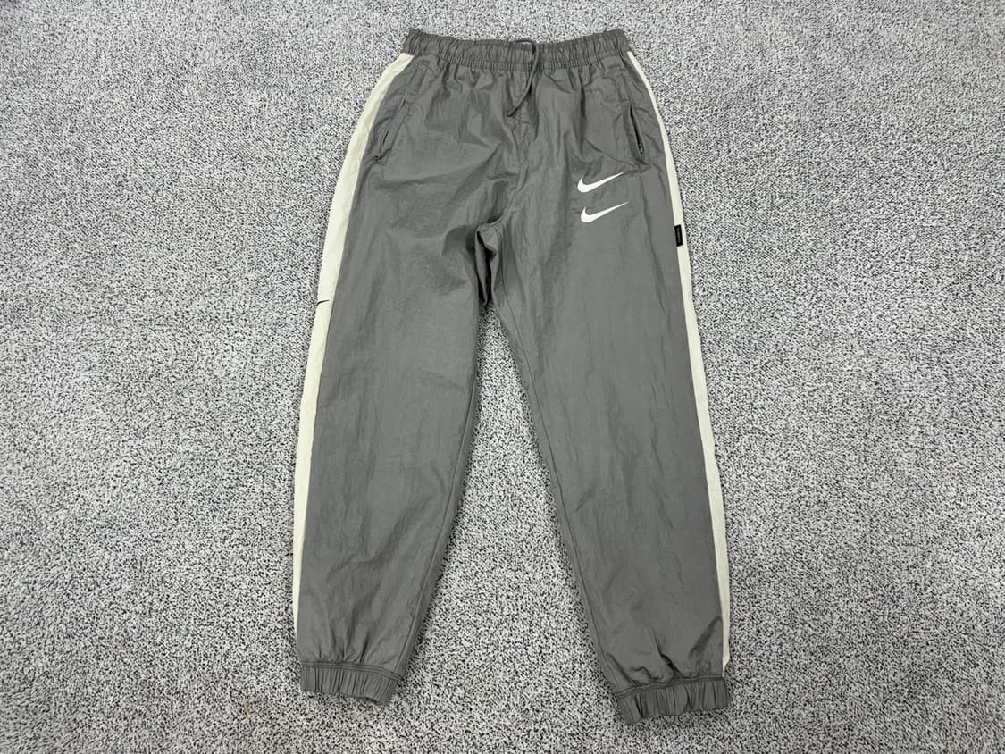 나이키 더블스우시 우븐 트랙 팬츠 그레이  상품이미지1