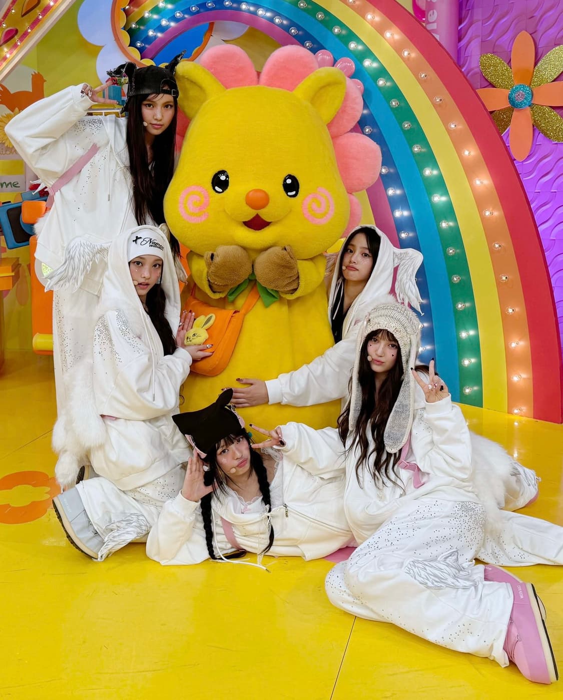 씨피어스 cfierce 날개 후드집업 뉴진스 착용 상품이미지3