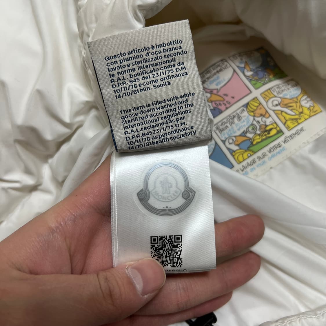 몽클레어 여성 구스다운 와펜 퍼트리밍 패딩 점퍼 [화이트] 3사이즈 상품이미지6