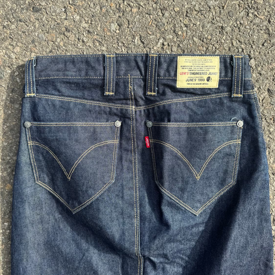 리바이스 엔지니어드 절개 데님 롱스커트 상품이미지5