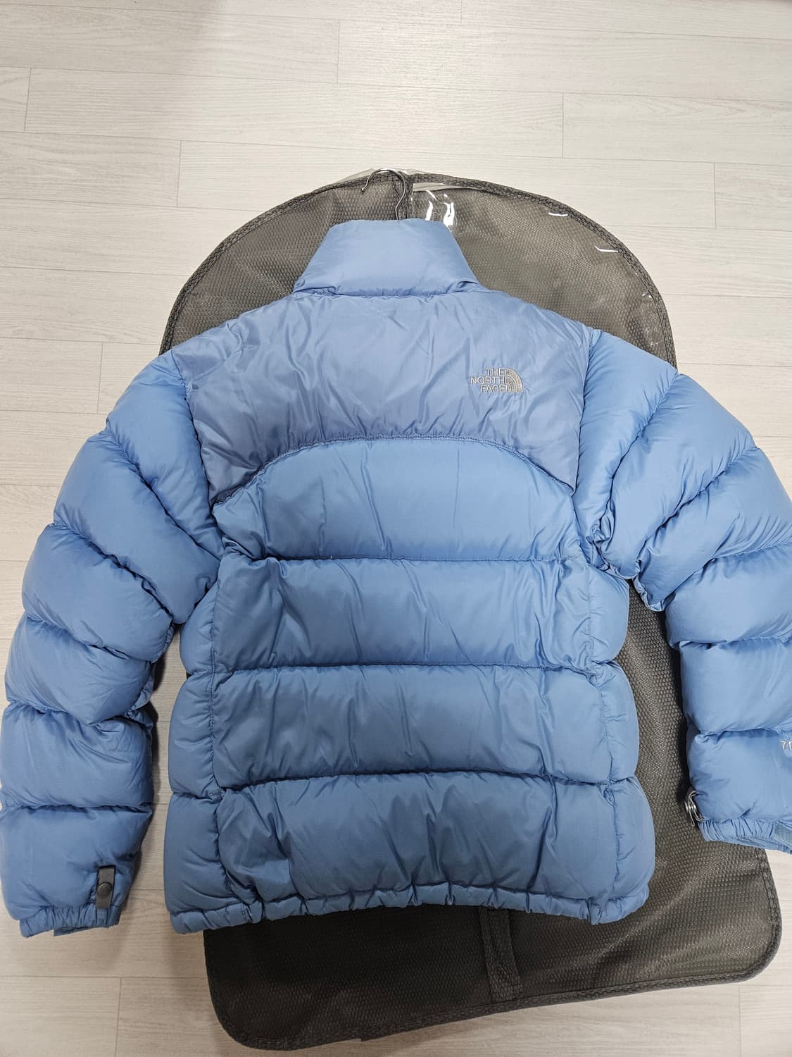 노스페이스 눕시 켄달제너 스카이블루 M 상품이미지3