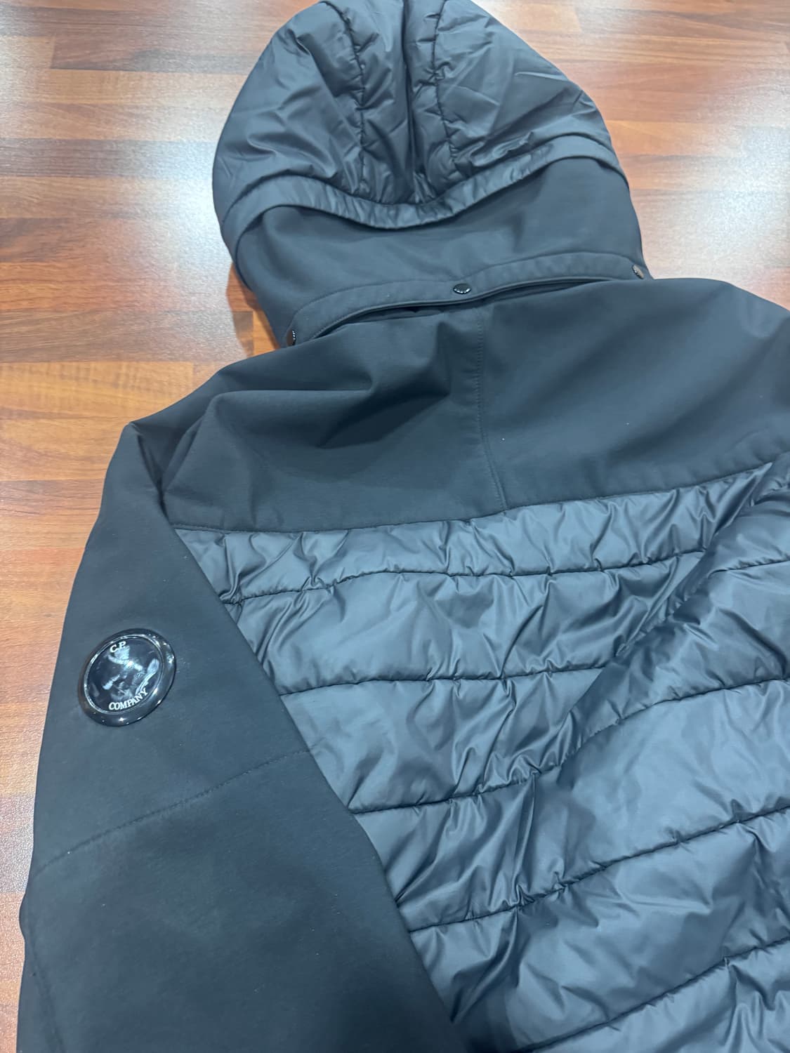 CP컴퍼니 하이브리드 경량자켓 상품이미지2