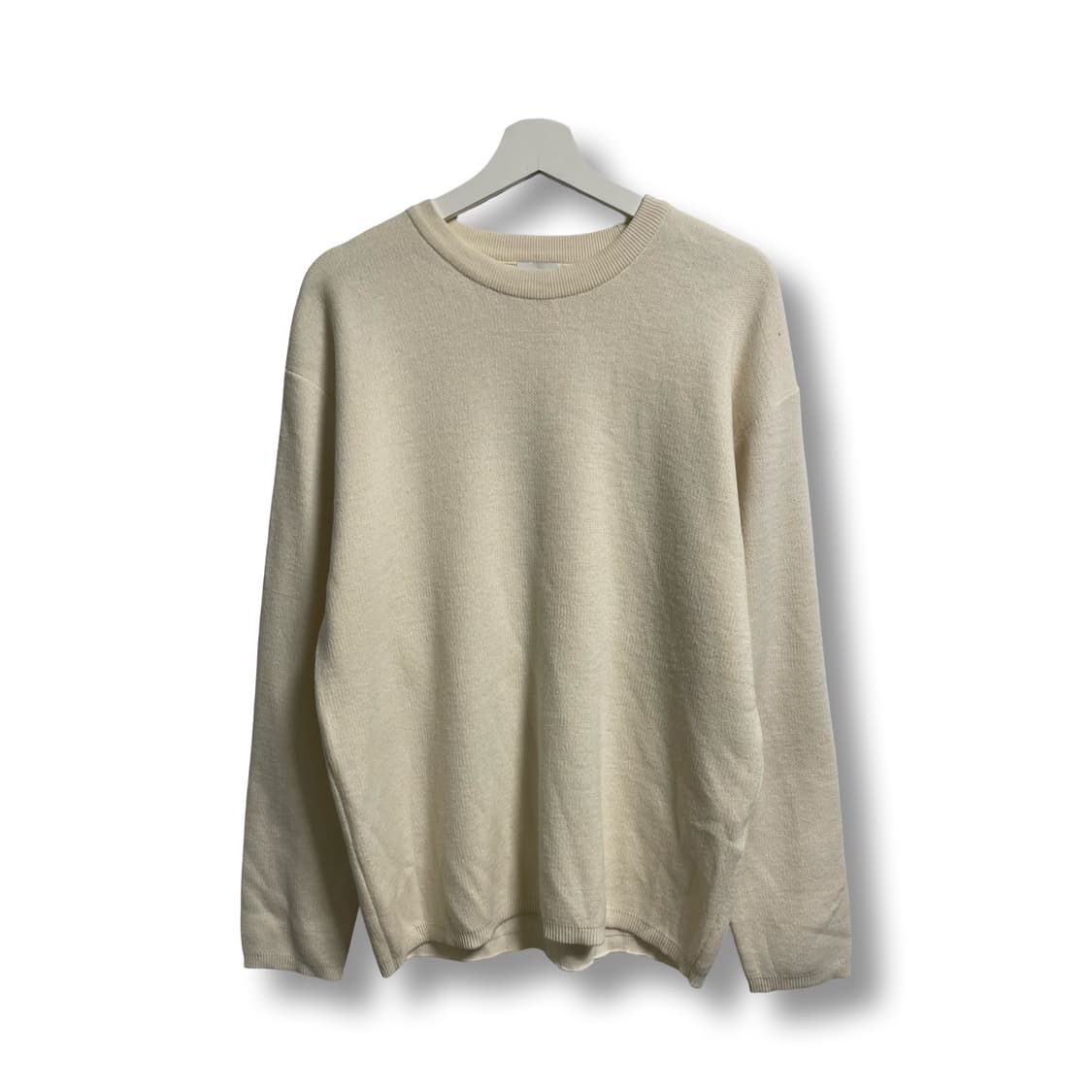 [L] 쿠어 아이보리색 긴팔 니트 스웨터 상품이미지1