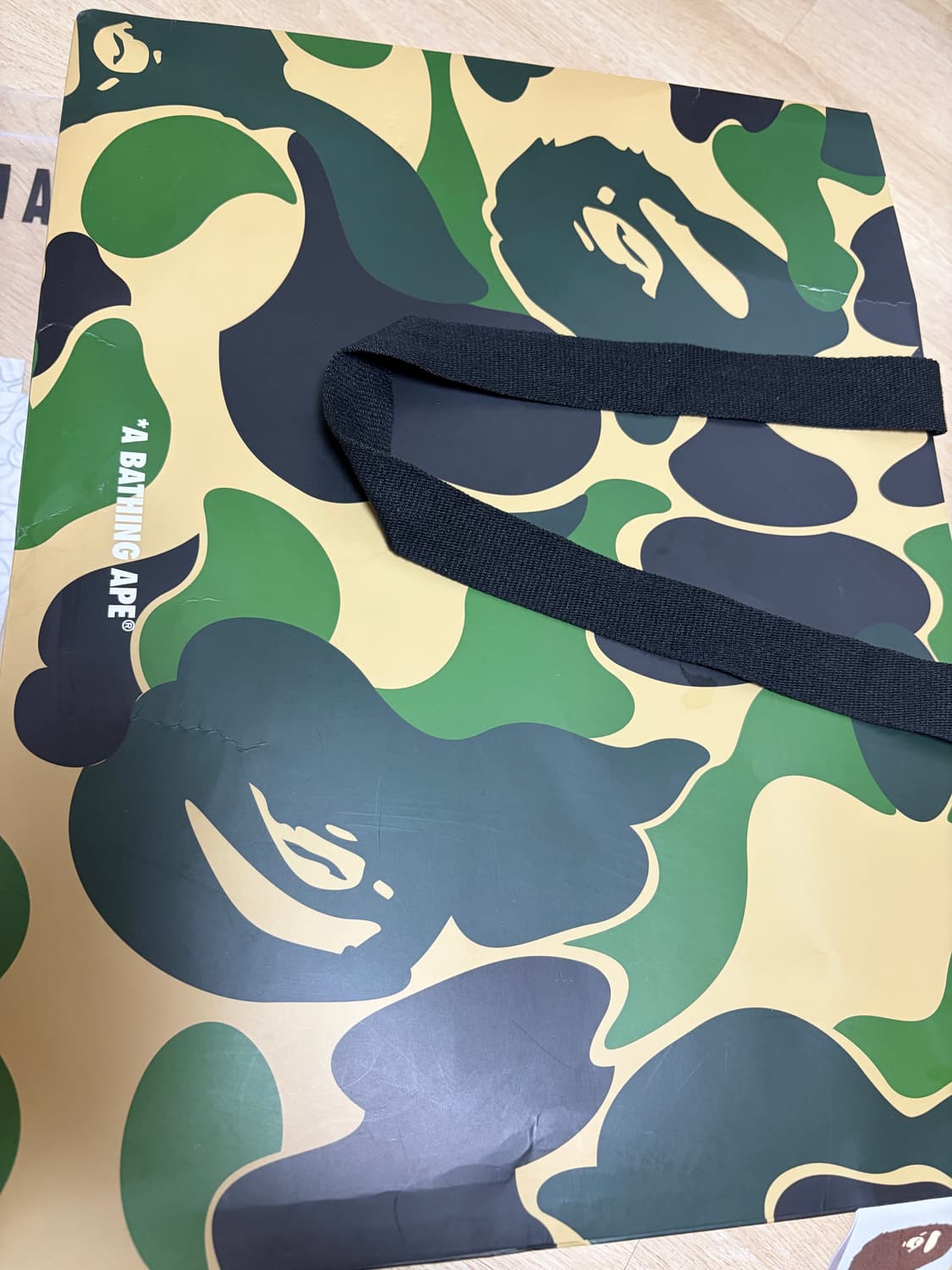 베이프 ABC 카모 하트 에이프 릴렉스드 핏 티셔츠 블랙 상품이미지4