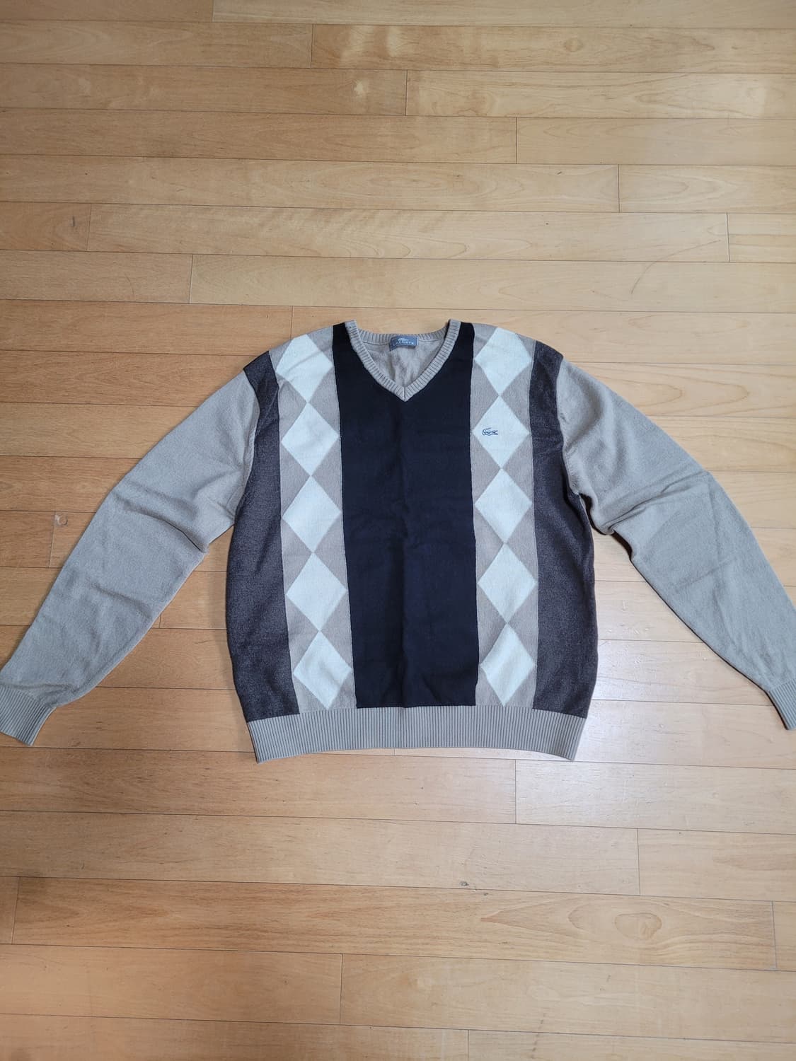 정품 라코스테 아가일 브이넥 니트 상품이미지1