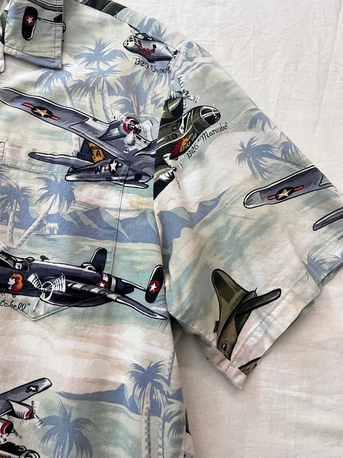 90s USA 빈티지 WWII 폭격기 하와이안 셔츠 상품이미지3