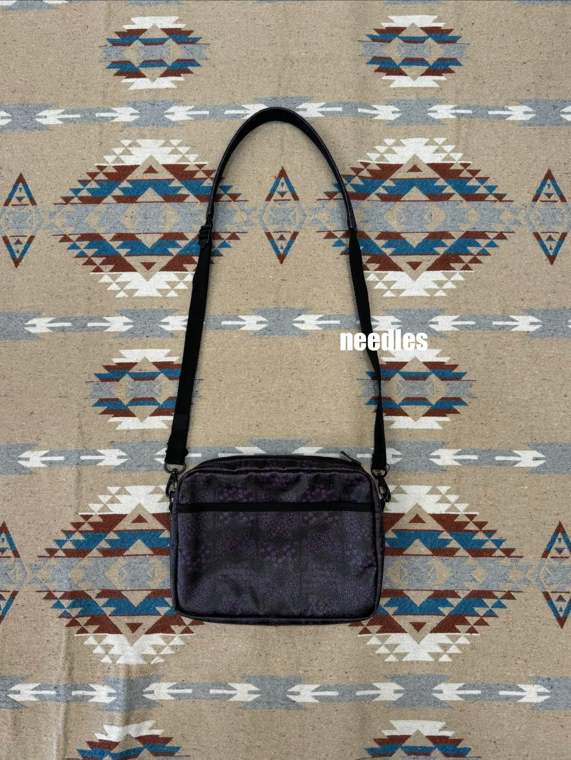 [OS] 니들스 PVC 빠삐옹 샤코슈백 퍼플  상품이미지1