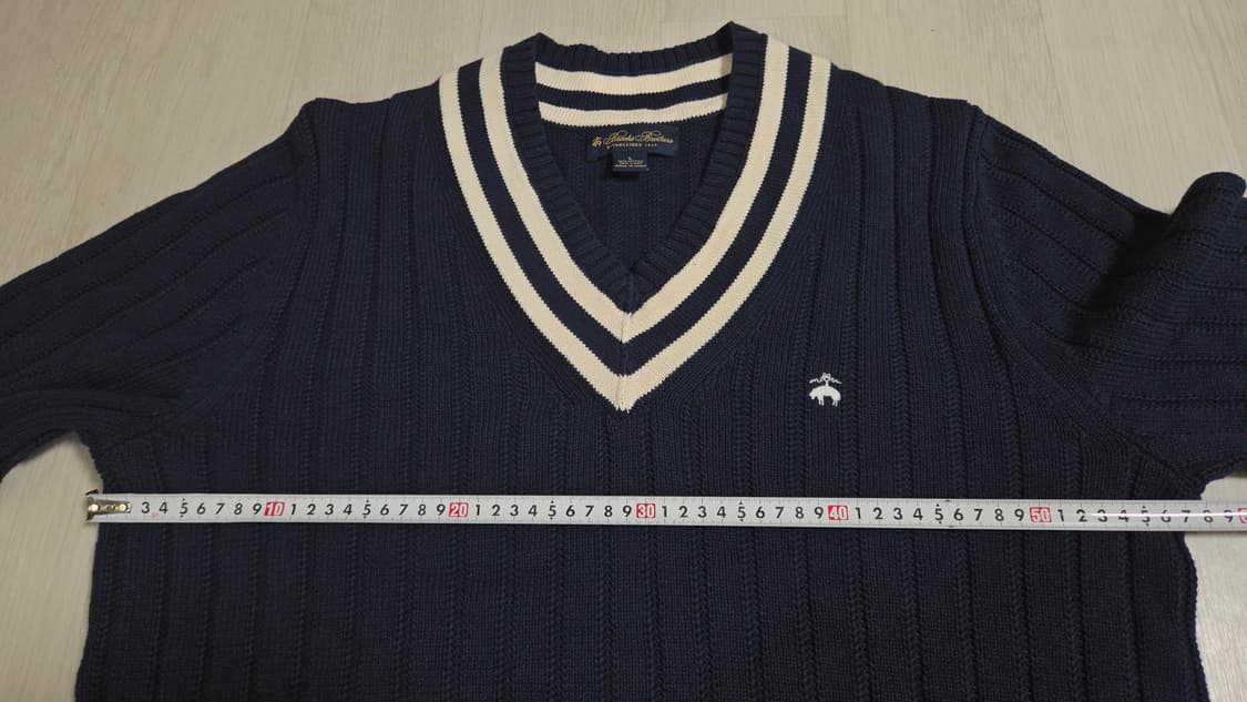 (착샷) 브룩스브라더스 테니스 브이넥 스웨터  상품이미지6