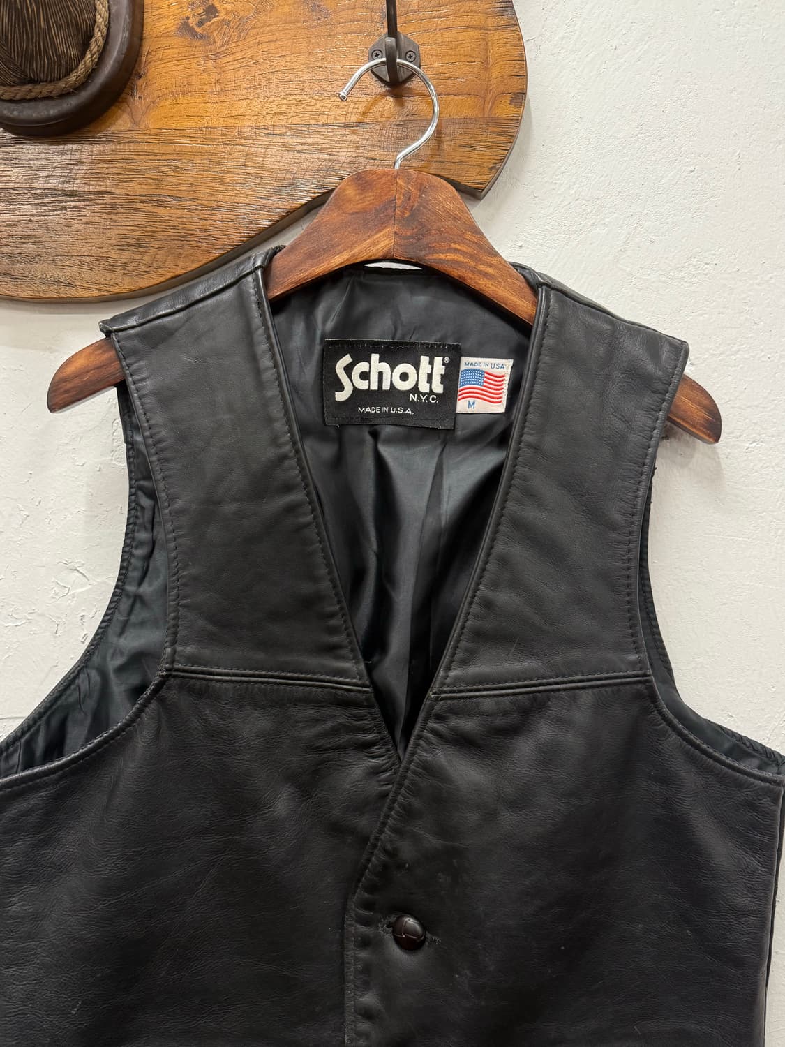 66) Schott NYC Leather Western Vest 상품이미지2