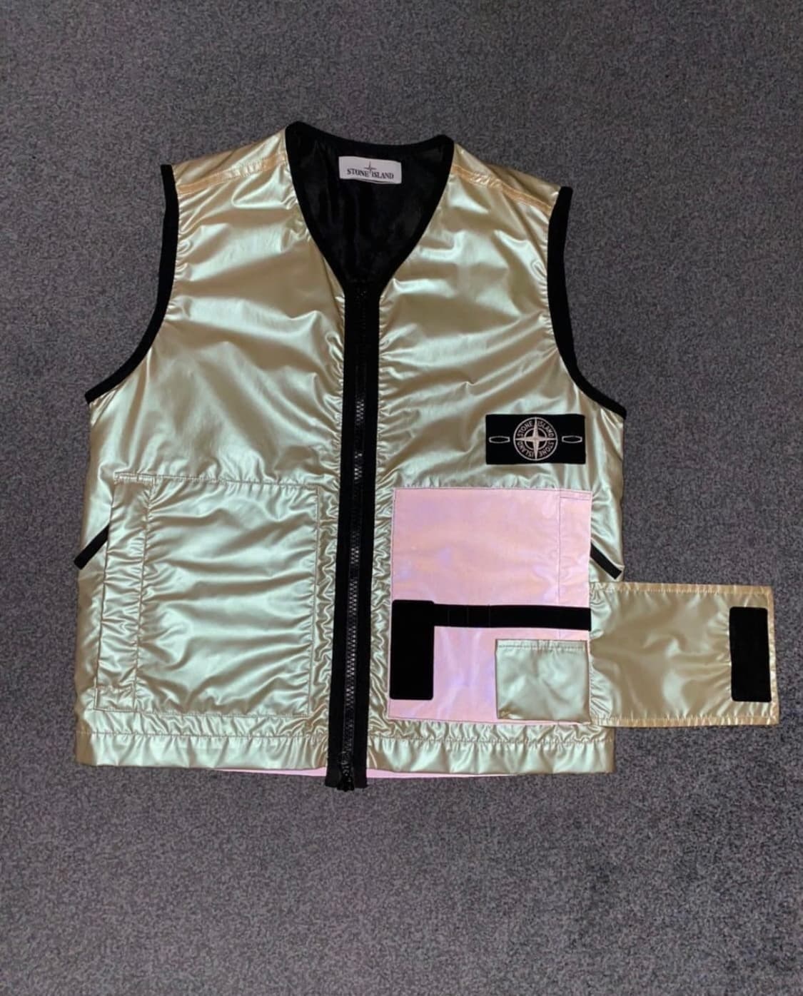 스톤아일랜드 아카이브 GOLD IRIDESCENT VEST 상품이미지8