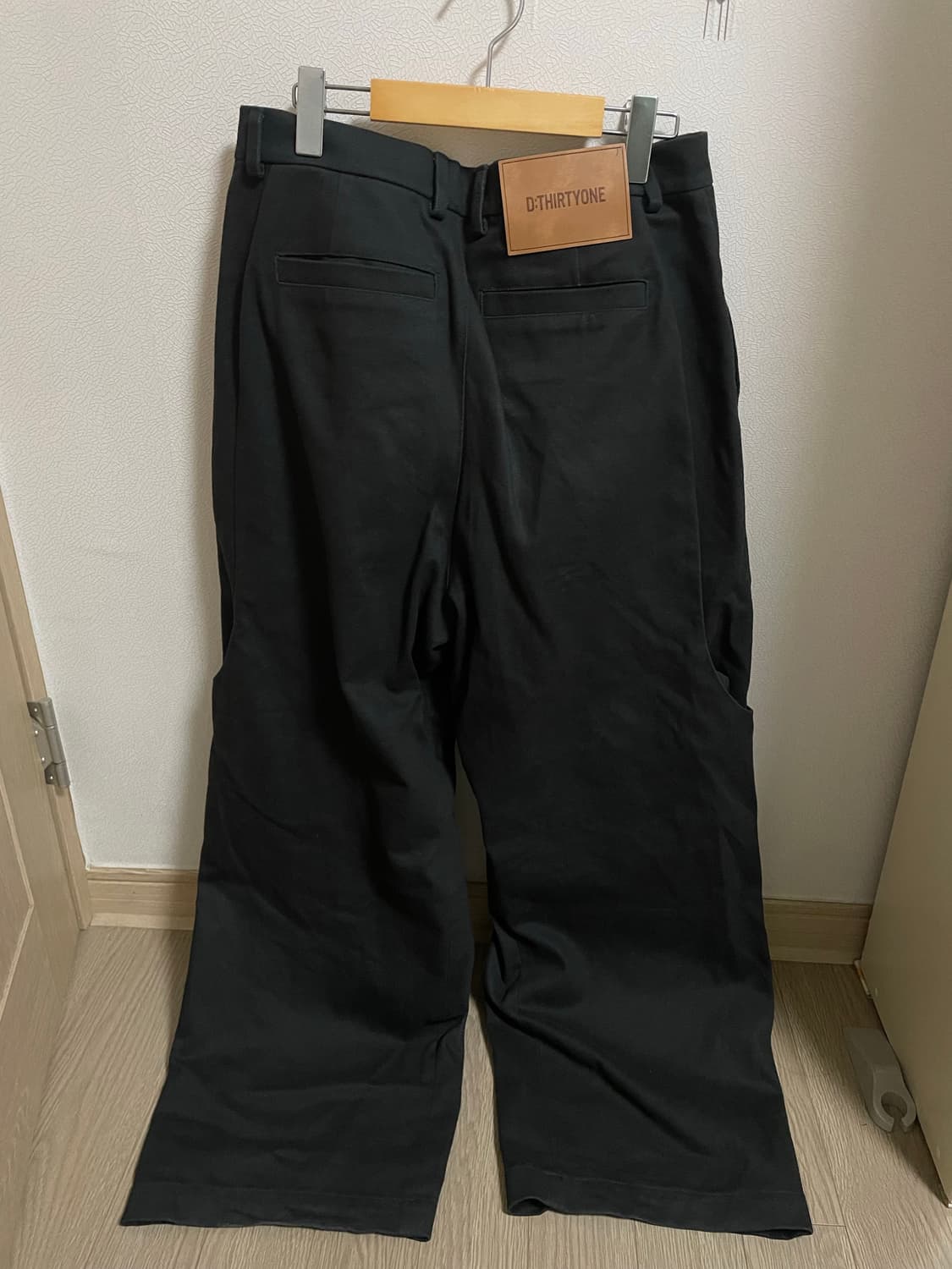 디써티원 와이드핏 벌룬팬츠 상품이미지4