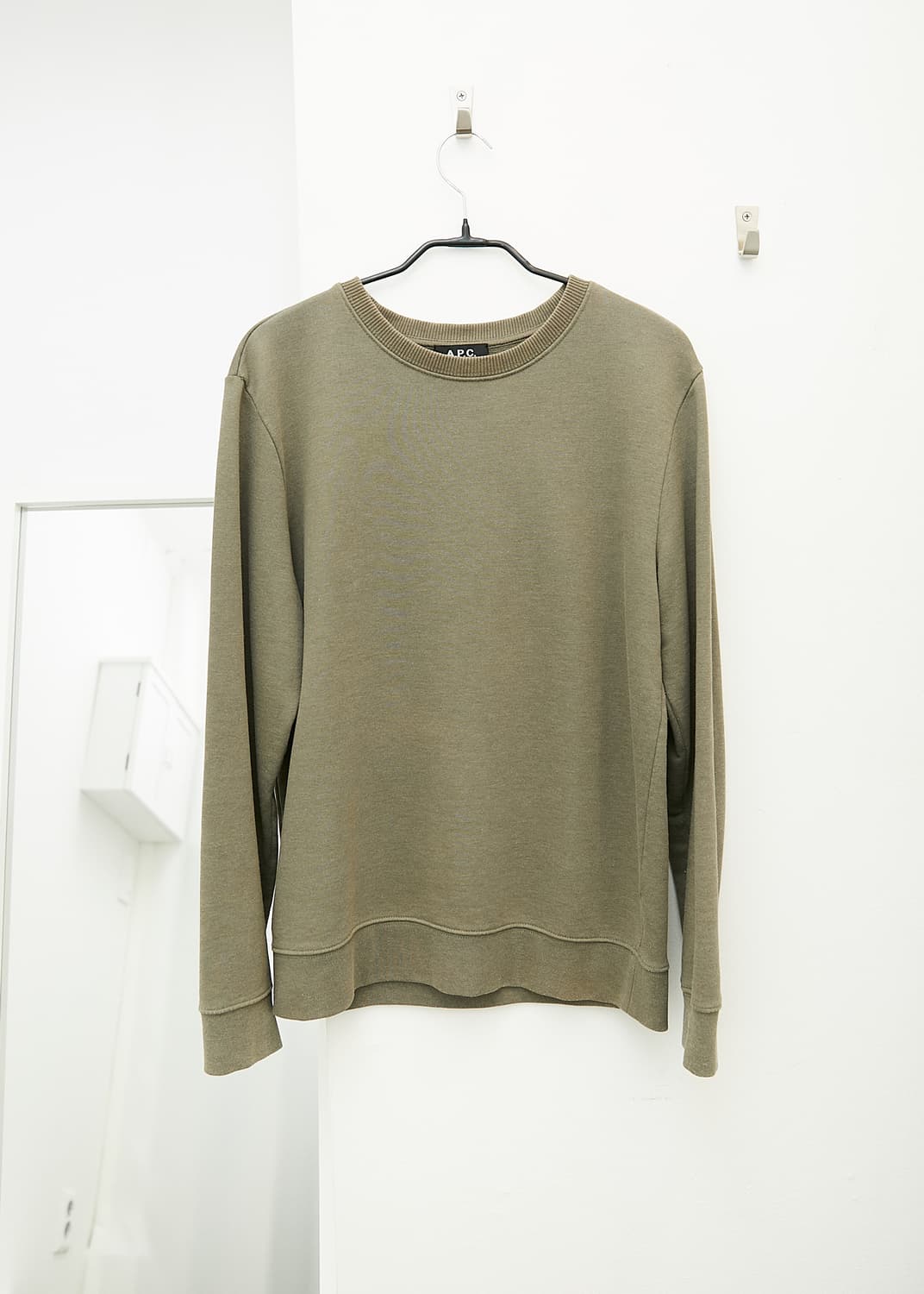 Sweatshirts 상품이미지1