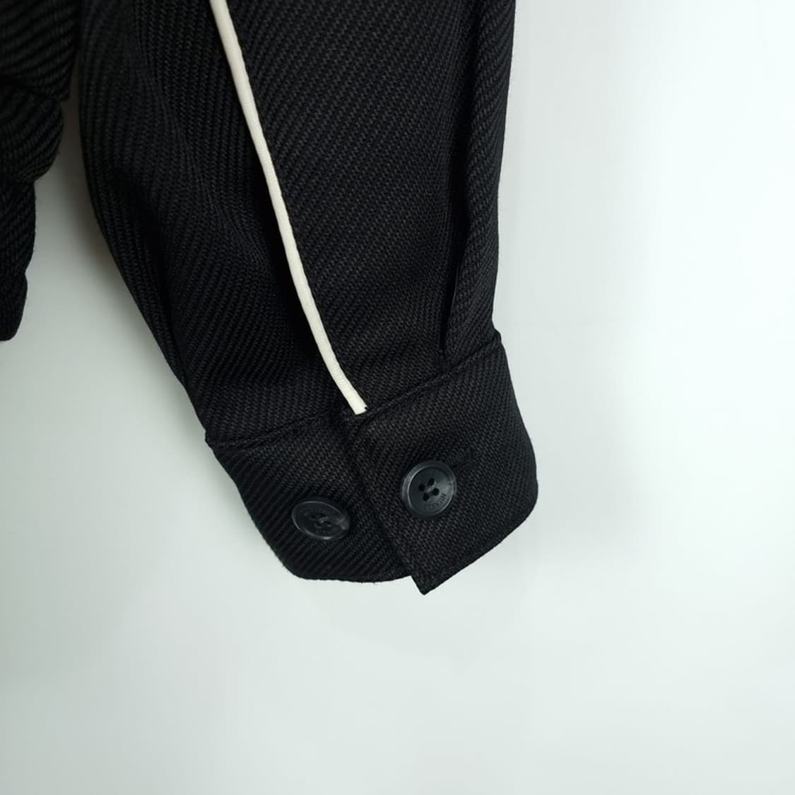 [누아클레] 투웨이 지퍼 파이핑 블루종 자켓 블랙 M19144 상품이미지6