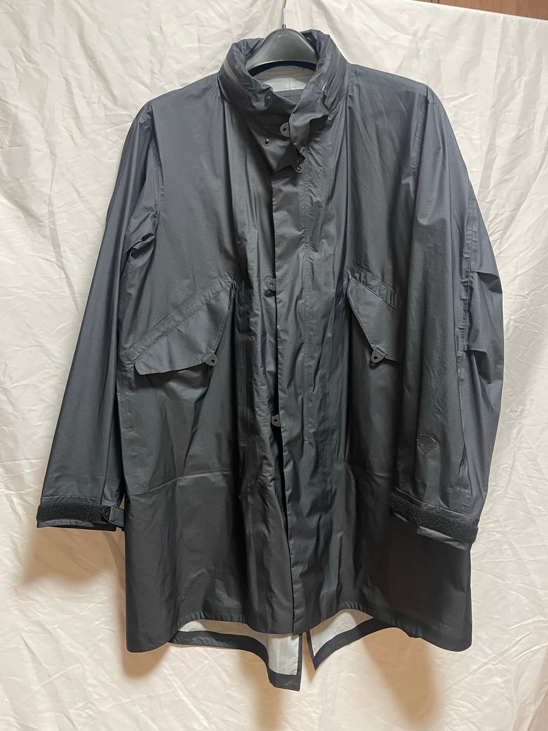 데상트 올터레인 피쉬테일 파카 상품이미지4